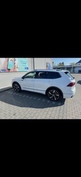 Volkswagen Tiguan Allspace 2.0 TSI OPF 140kW DSG 4MOTIO... - VW Tiguan Allspace Gebrauchtwagen in Frankfurt