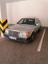 Mercedes-Benz 200 - Mercedes-Benz 200 aus 1990