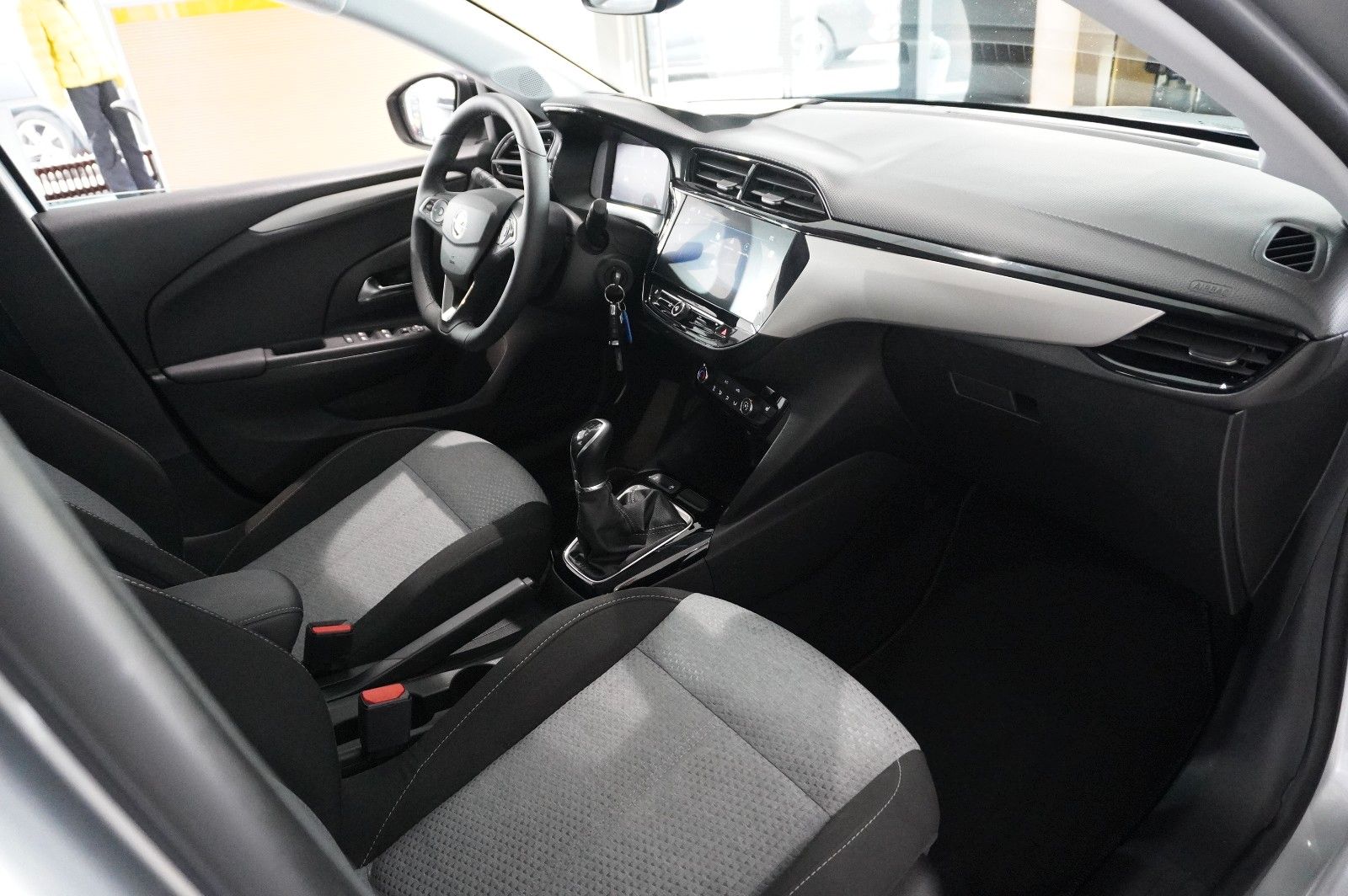 Fahrzeugabbildung Opel Corsa F 1.2 FACELIFT NAVI/LED/KAMERA/VIRTU./DAB+