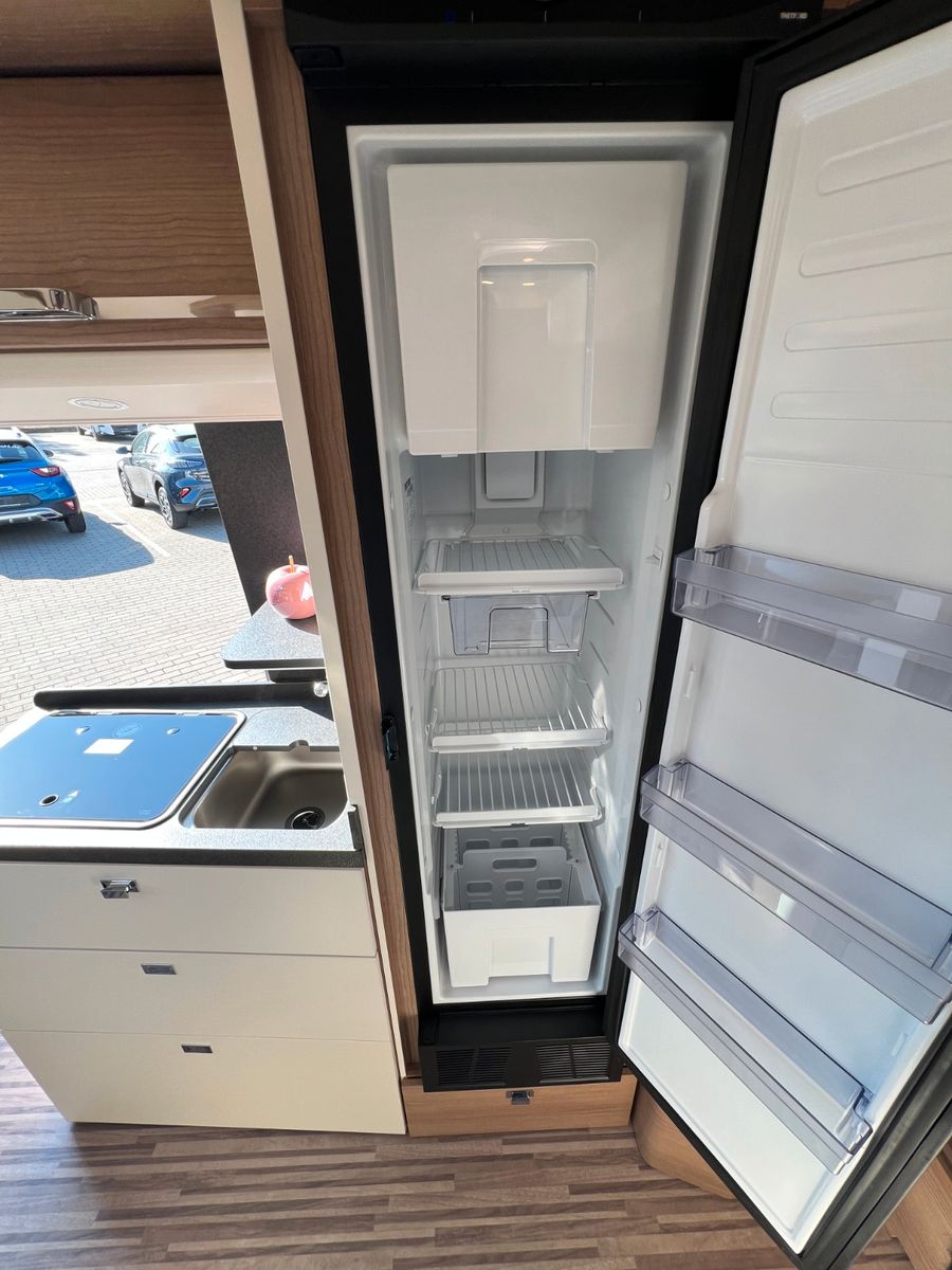 Fahrzeugabbildung Malibu Van Comfort GT 640 LE großer Kühlschrank