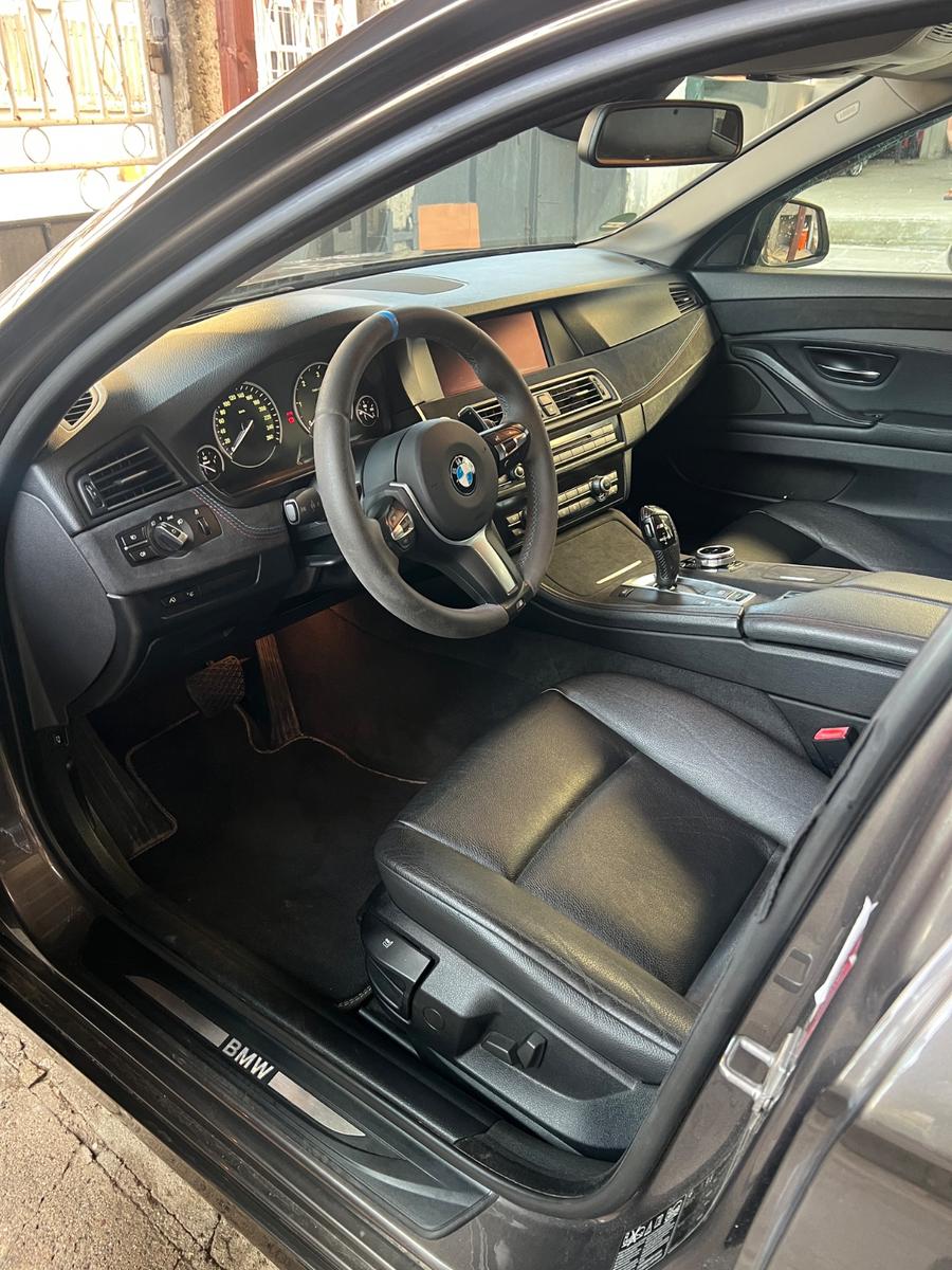 BMW 530d xDrive 07/28 TÜV *AHK* *NAVI*