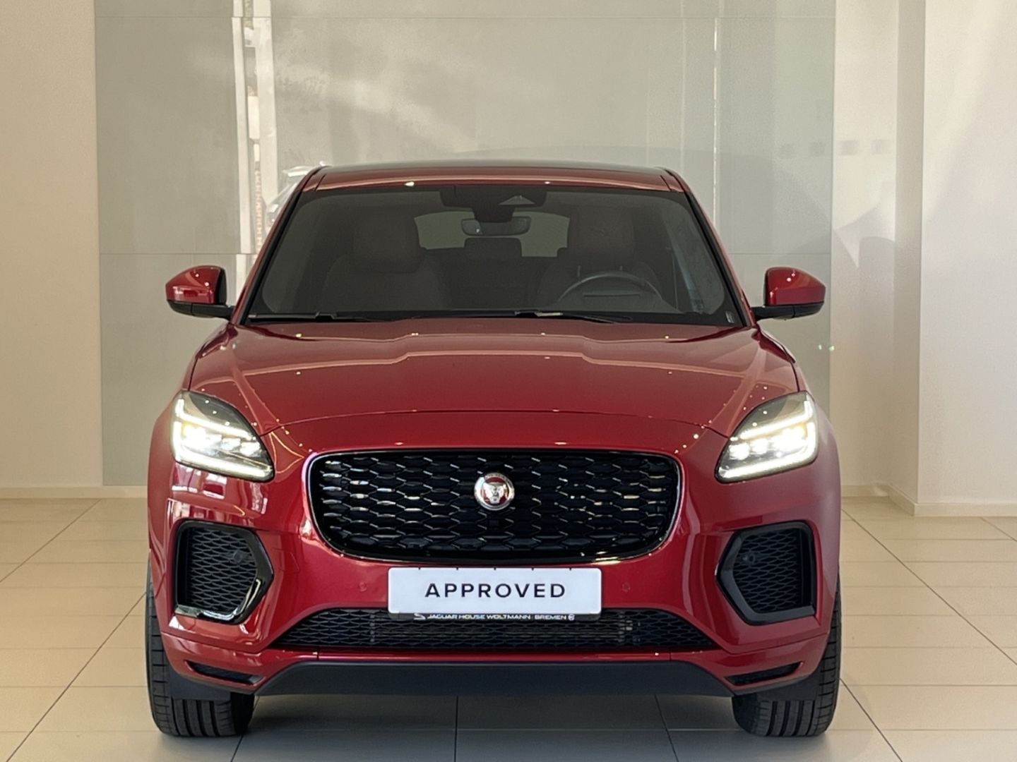 Fahrzeugabbildung Jaguar E-Pace P300e R-Dynamic HSE Plug-In Hybrid HUD  P