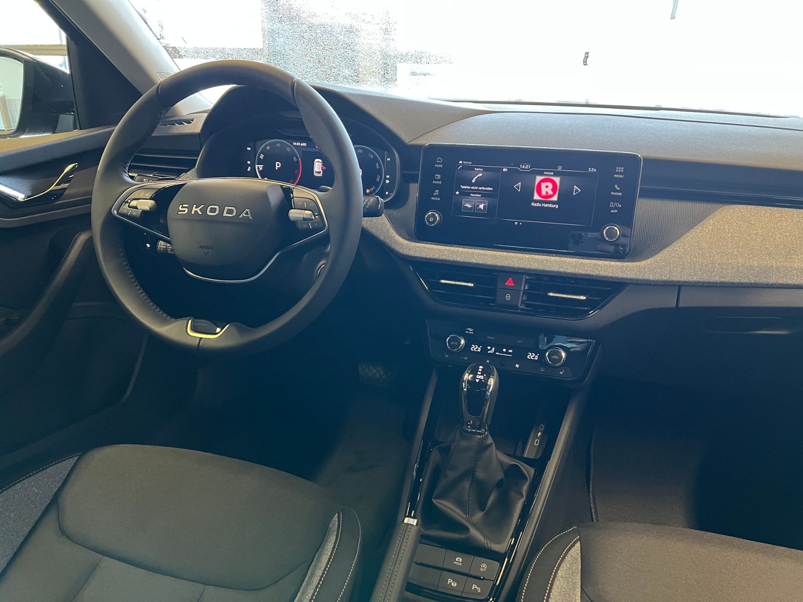Fahrzeugabbildung SKODA Kamiq Tour 1.0 TSI DSG *AHK, Matrix-LED, Kamera*