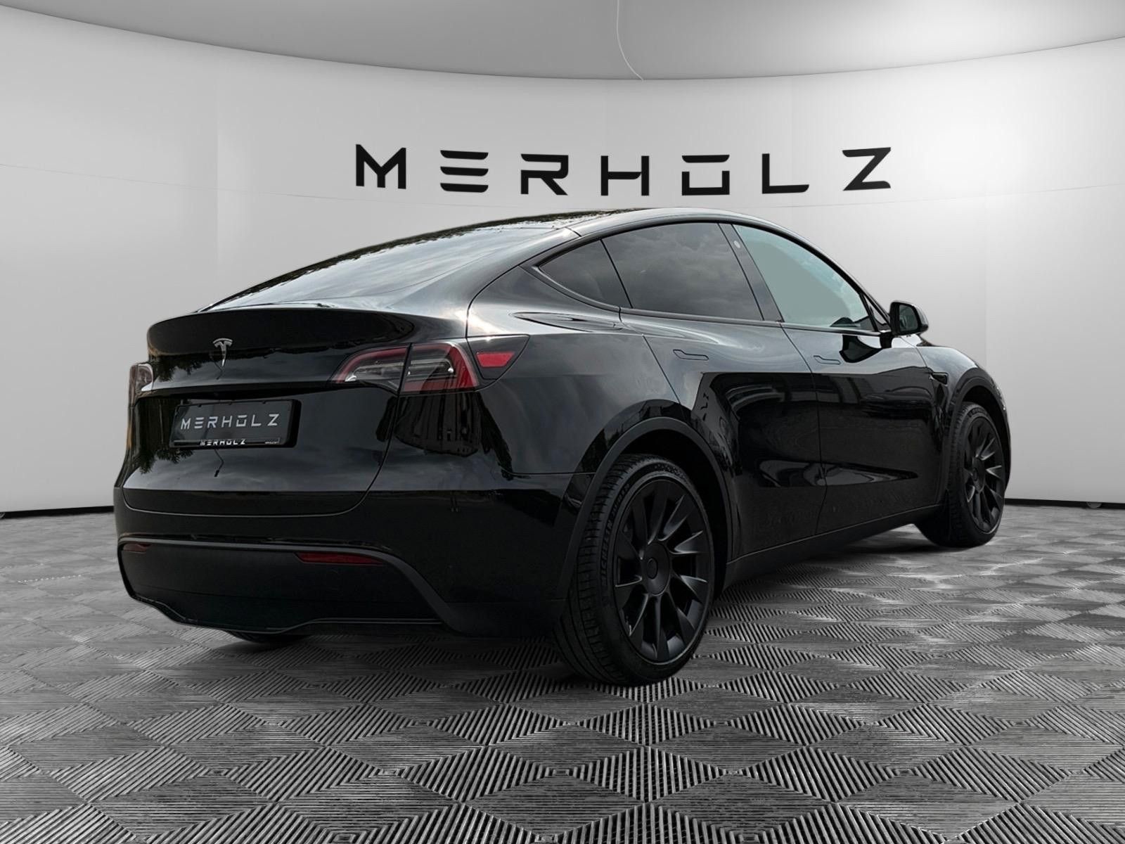 Tesla Model Y RWD Ryzen 1.Hand Hersteller foto 7