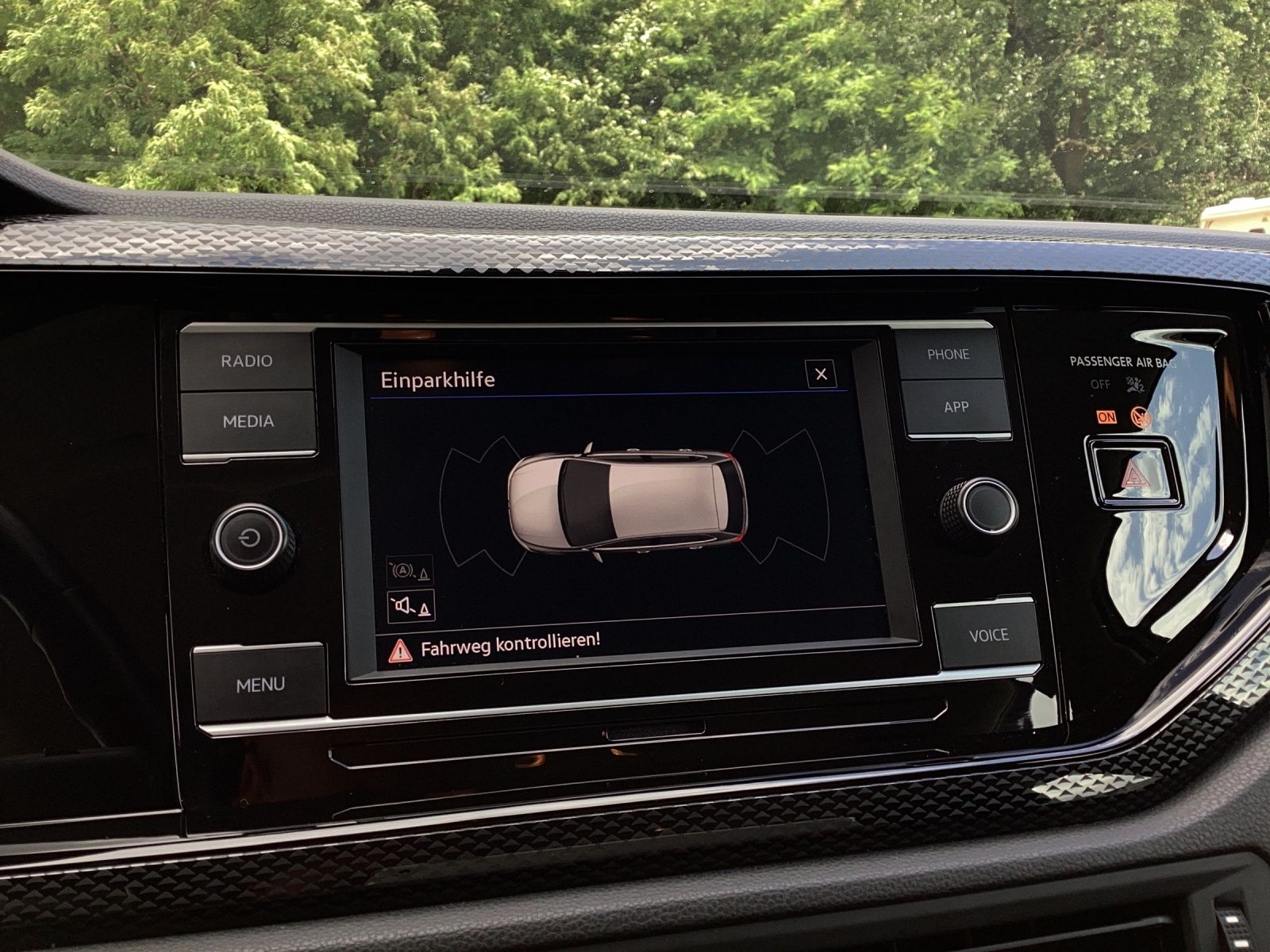 Fahrzeugabbildung Volkswagen Polo TSI Life DSG LED Klima AID DAB PDC