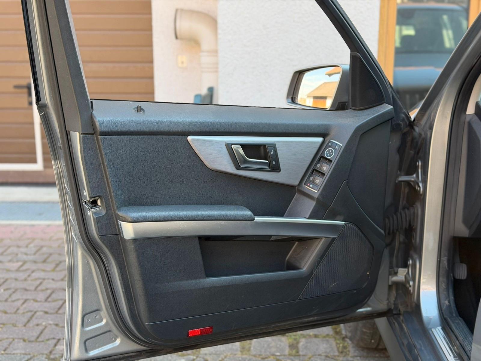 Mercedes-Benz GLK  200 CDI Automat.EURO 5 //
