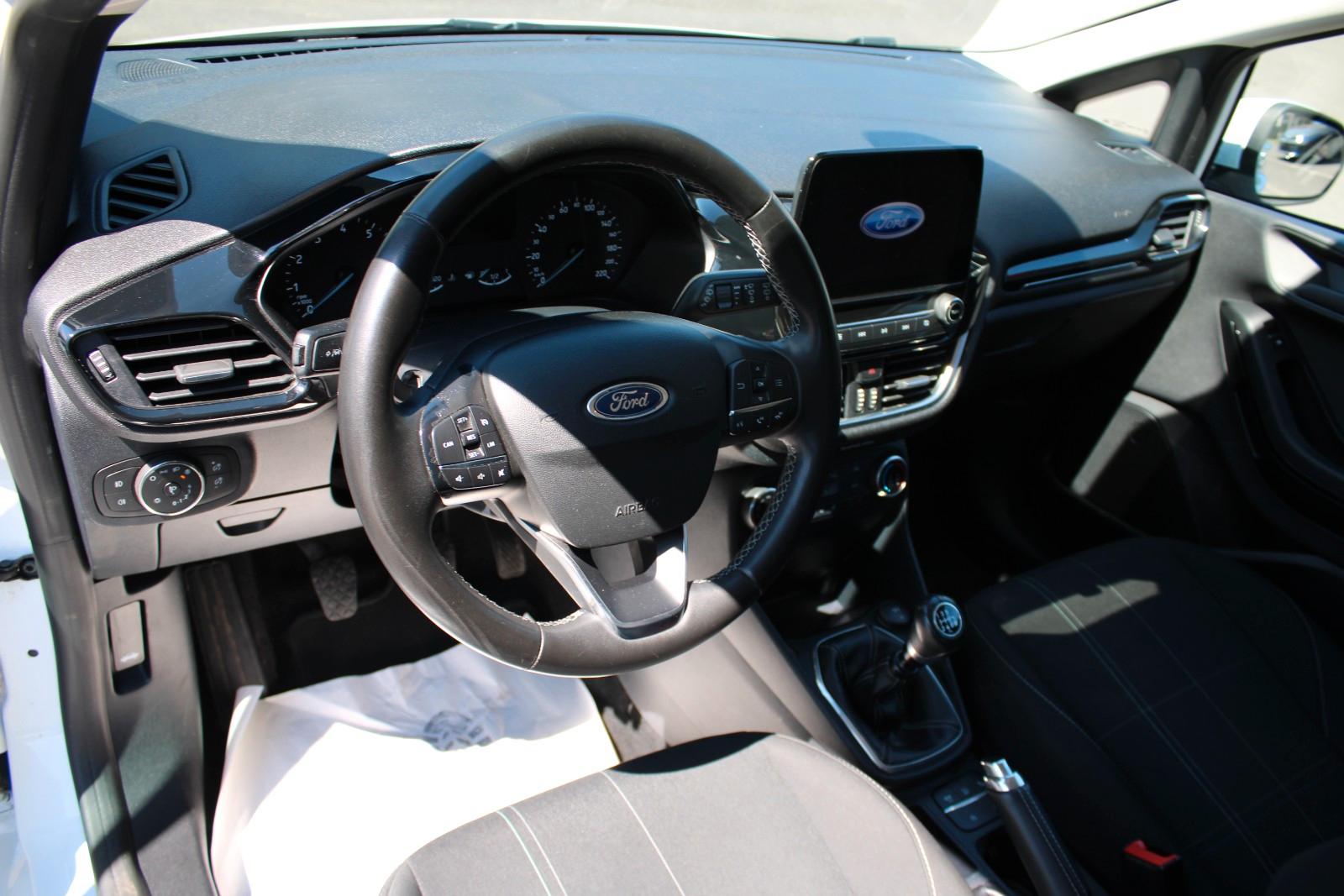 Ford Fiesta Cool & Connect/NAVI/1 HAND/TOP/