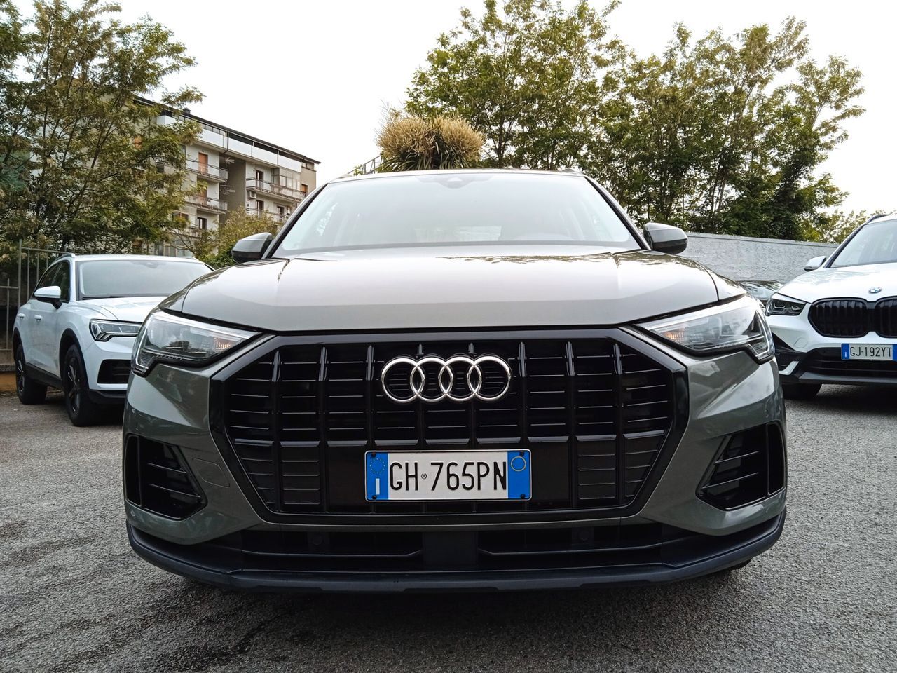 Audi Q3 35 TDI S tronic line edition BLACK imagem 2
