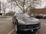 Porsche Cayenne 3.0 V6 Tiptronic -pano-360 Abstand, Temp - Porsche Cayenne in Mönchengladbach