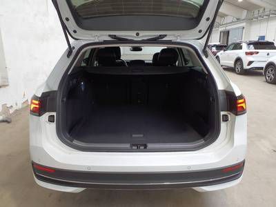 Volkswagen Passat - Bild 4