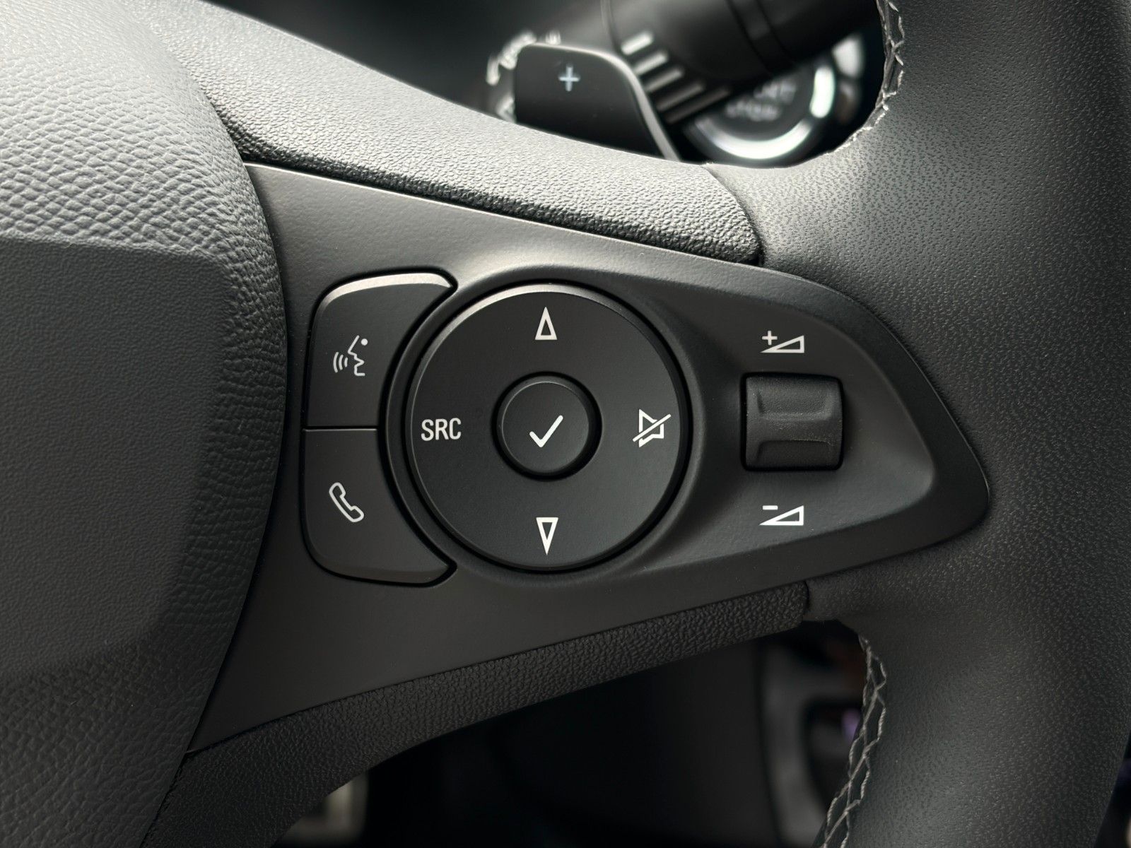 Fahrzeugabbildung Opel Corsa F GS 1.2 Turbo Matrix CarPlay ACC SHZ LHZ
