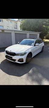 BMW 330e Touring M Sport | Panorama | Head-Up | HuK