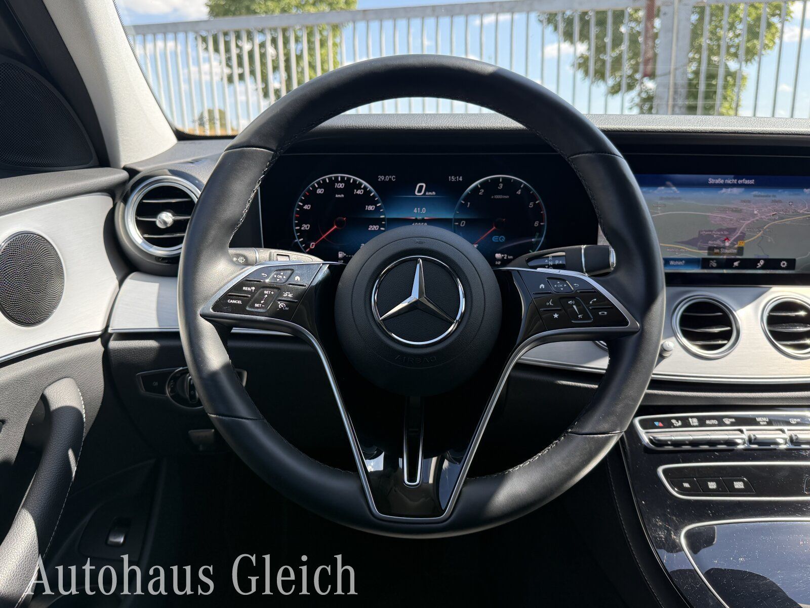 Fahrzeugabbildung Mercedes-Benz E 300 T de Avantgarde (EURO 6d) Distronic/Autom.