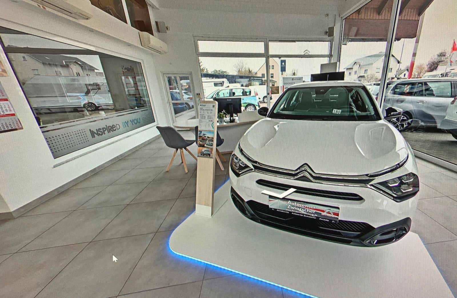 showroom-image-bottom