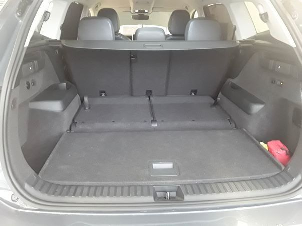 Tayron 1.5 eTSI DSG Life - "Harman Kardon"