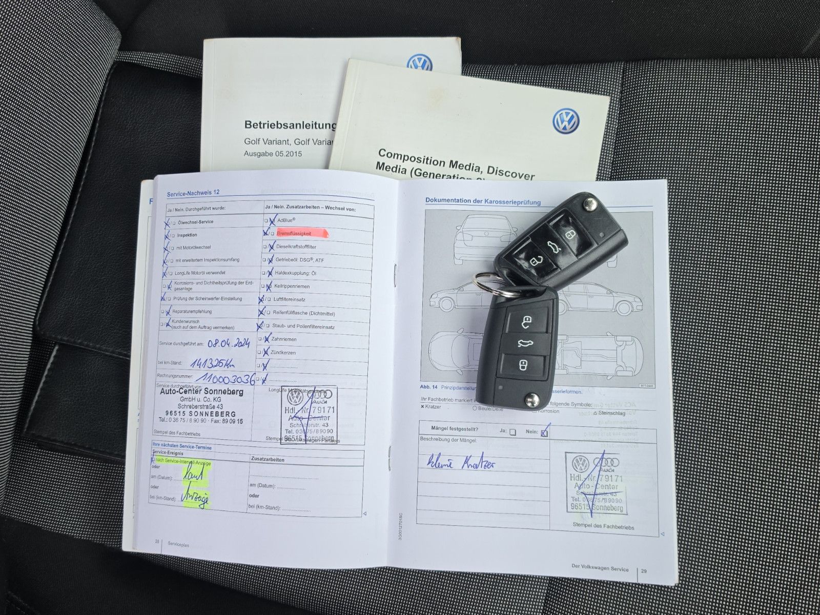 Fahrzeugabbildung Volkswagen Golf VII Variant Trendline BMT NAVI KLIMA SHZ