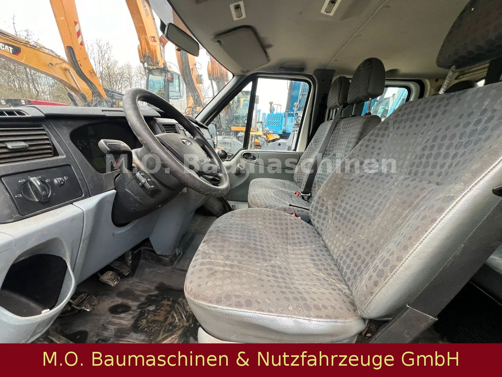 Fahrzeugabbildung Ford Transit Pritsche 115T350  Doka /