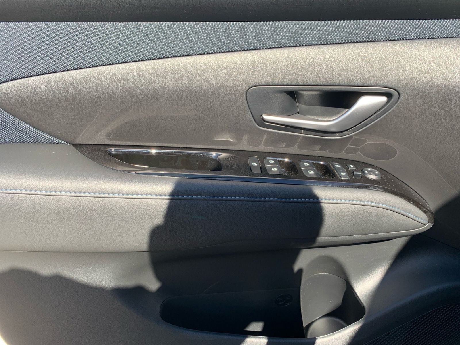 Fahrzeugabbildung Hyundai TUCSON 1.6 T-GDI 7-DCT Edition 30+ Mild-Hybrid N