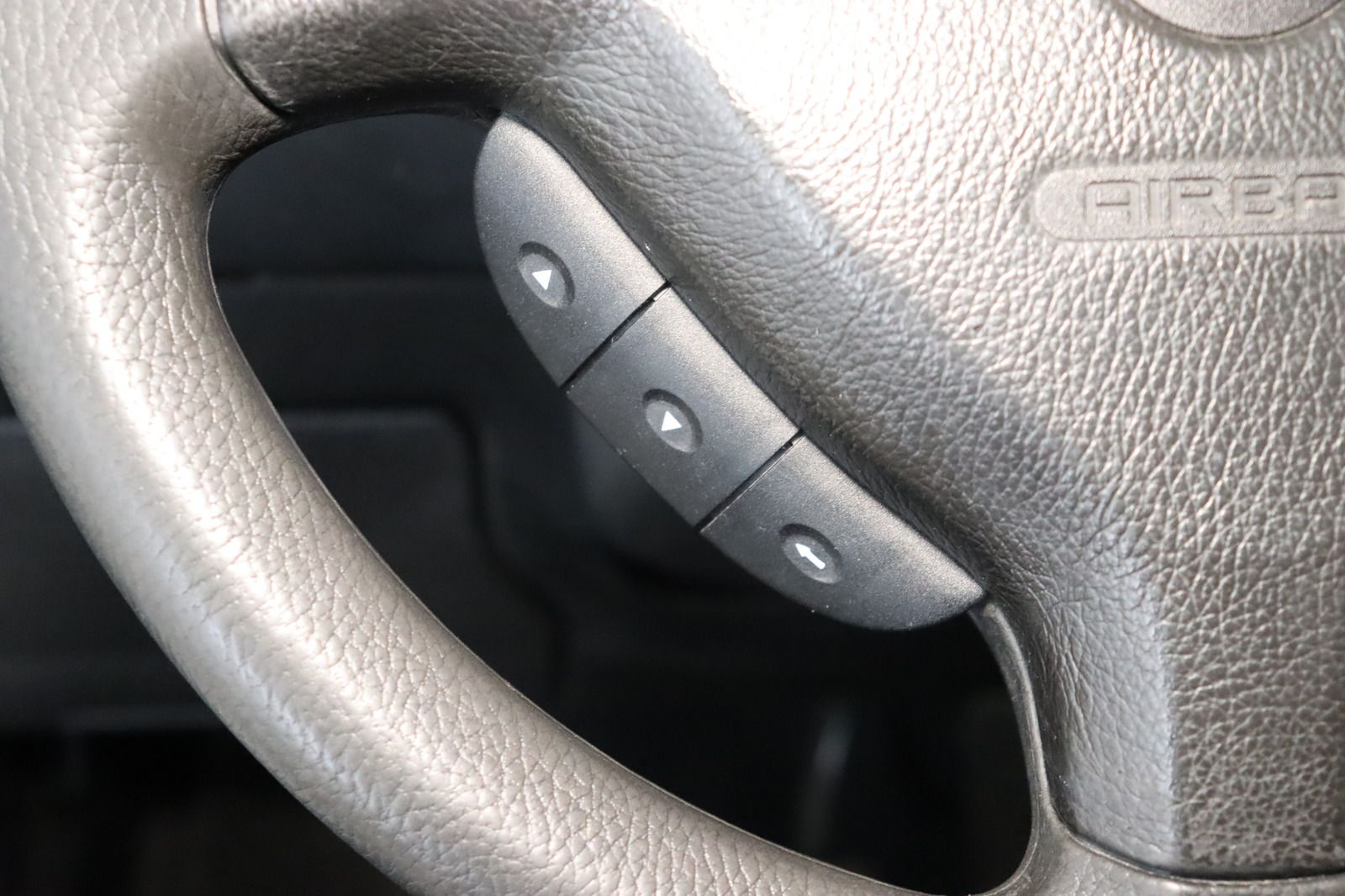 Fahrzeugabbildung Opel Zafira A 1.8i 7 Sitze * HU/AU 03.27 * AHK
