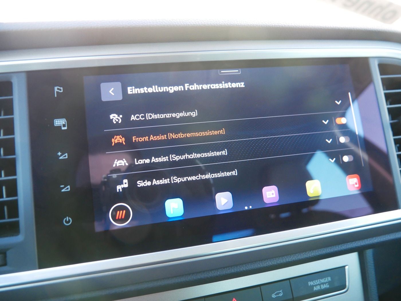 Fahrzeugabbildung SEAT Ateca 2.0 TDI Xperience AHK DSG Kamera ACC LED