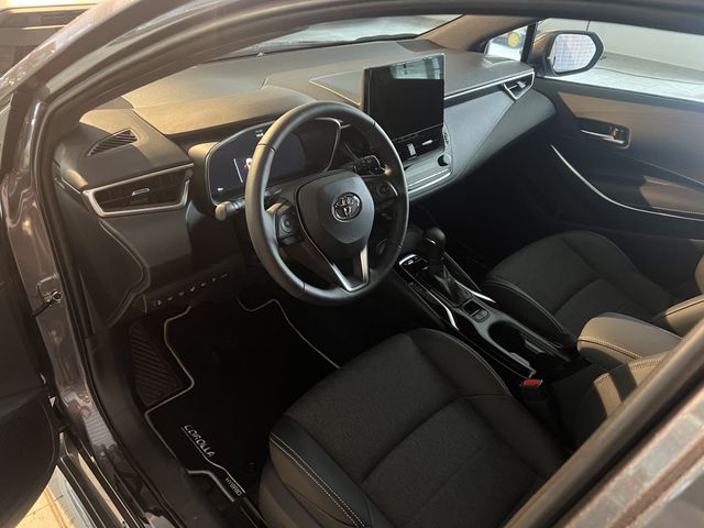 Toyota Corolla 2.0 Hybrid Touring Sports Teamplayer