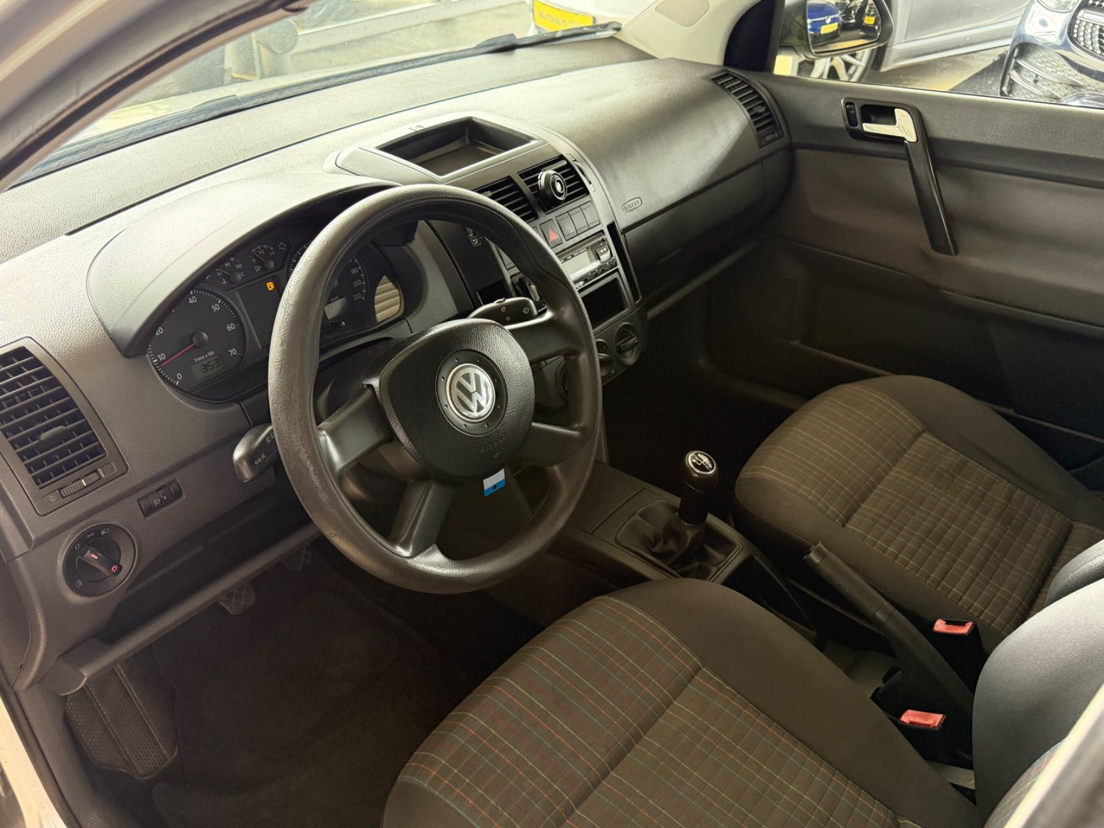 Fahrzeugabbildung Volkswagen Polo IV 1.4