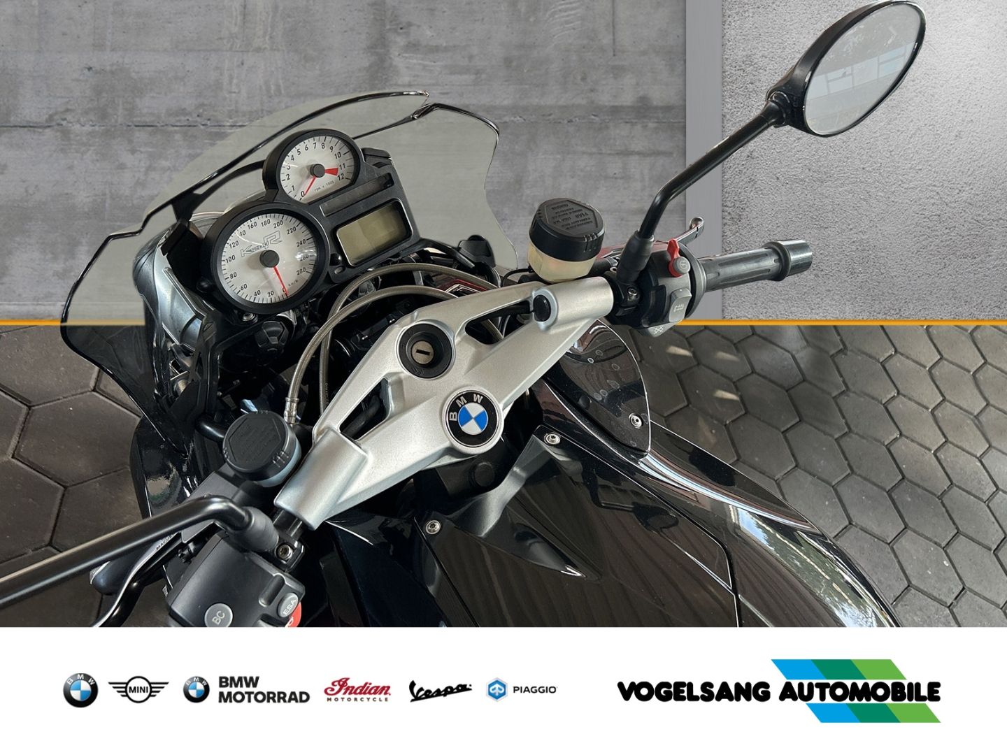 Fahrzeugabbildung BMW K 1200 R Sportrad, ESA, Heizgriffe, Integral-ABS