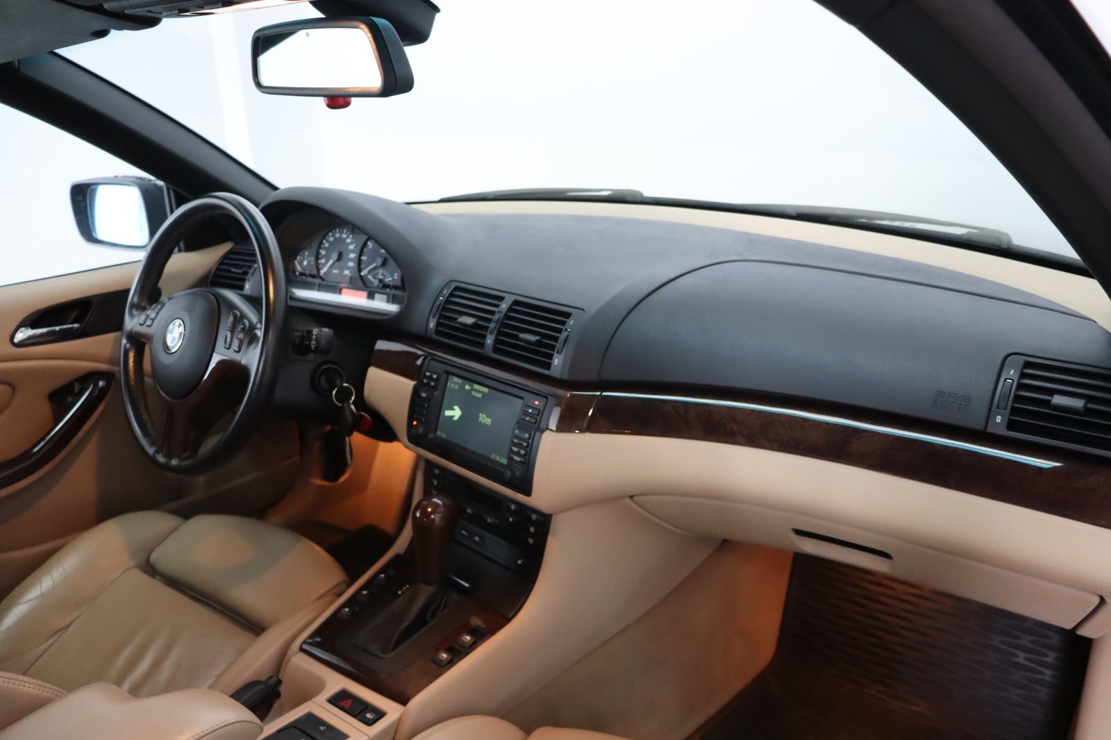 Fahrzeugabbildung BMW 325 Ci * Navi * Xenon * Memory * Leder