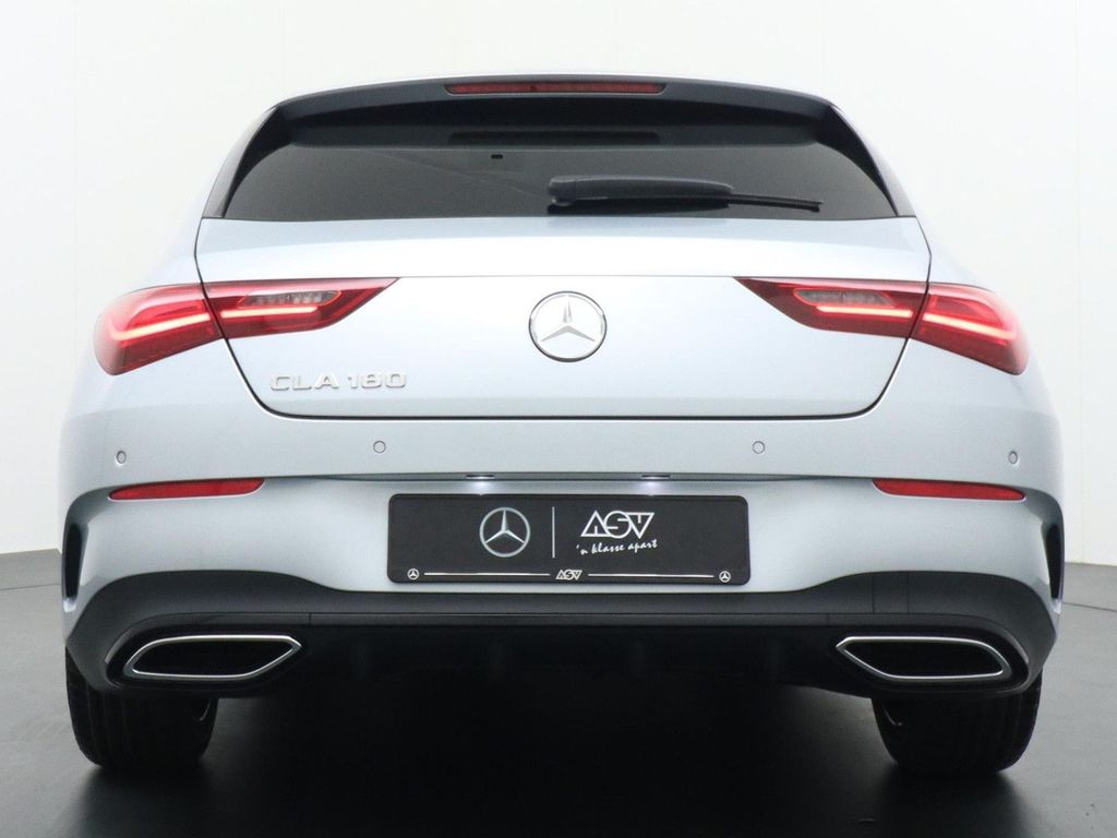 Mercedes-Benz CLA 180 Shooting Brake Star Edition AMG Line | P