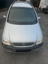 Opel Zafira - Opel Zafira aus 2000