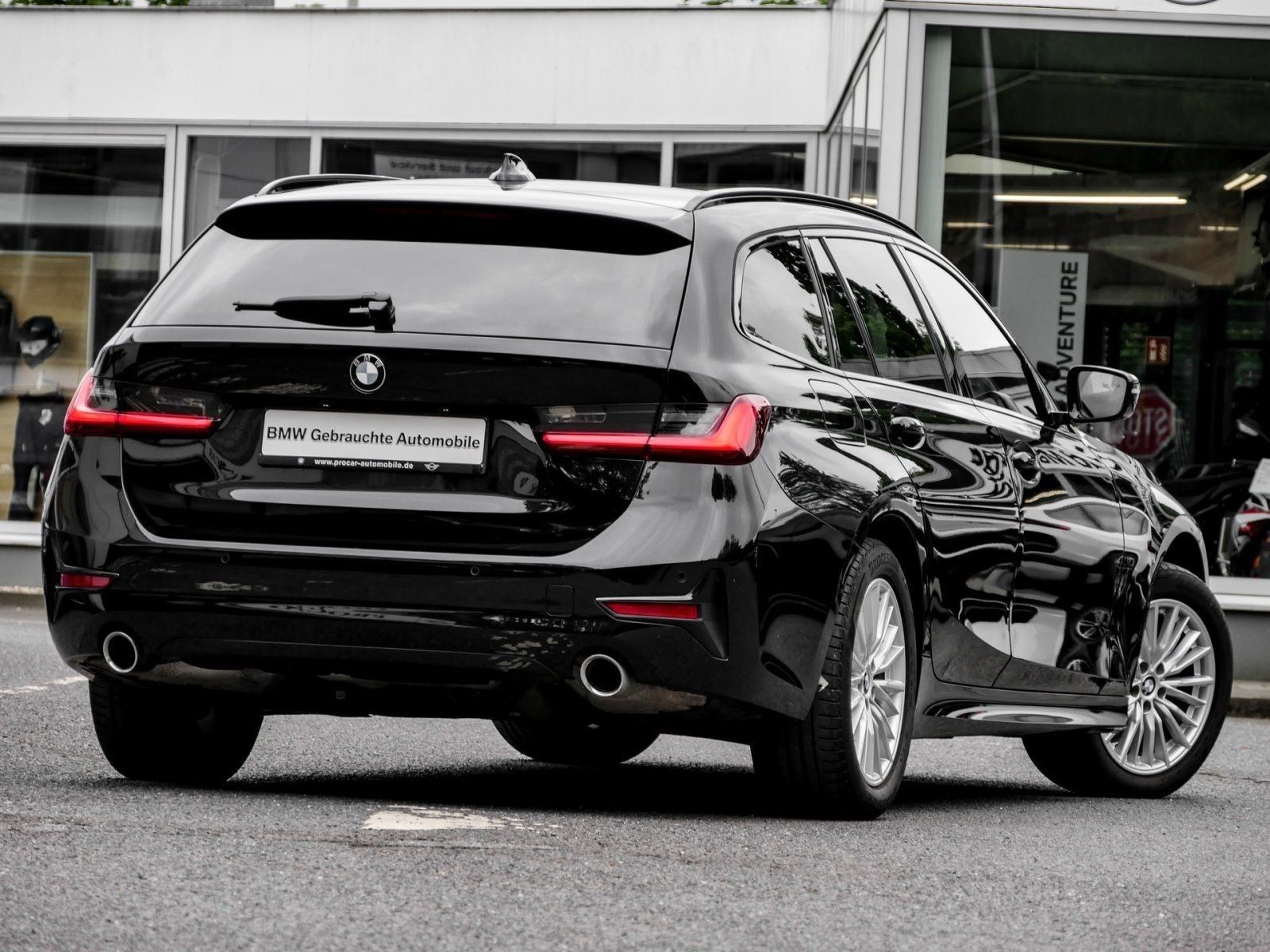 BMW 320d xDrive SPORT LINE+ACC+HuD+DA+LASER foto 2