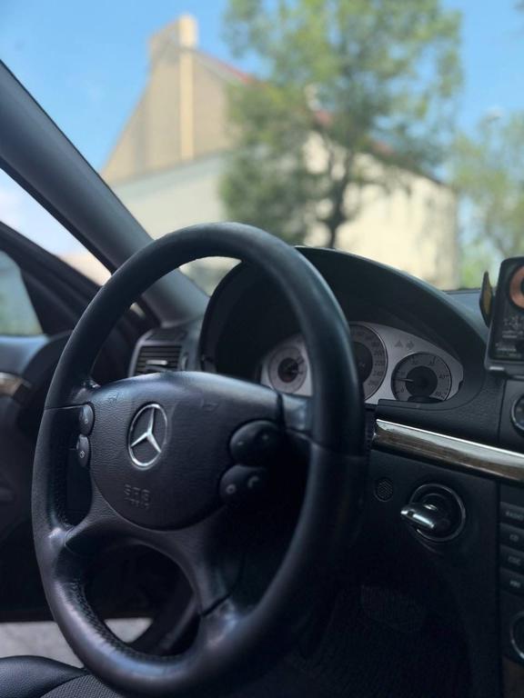 Mercedes-Benz E 280