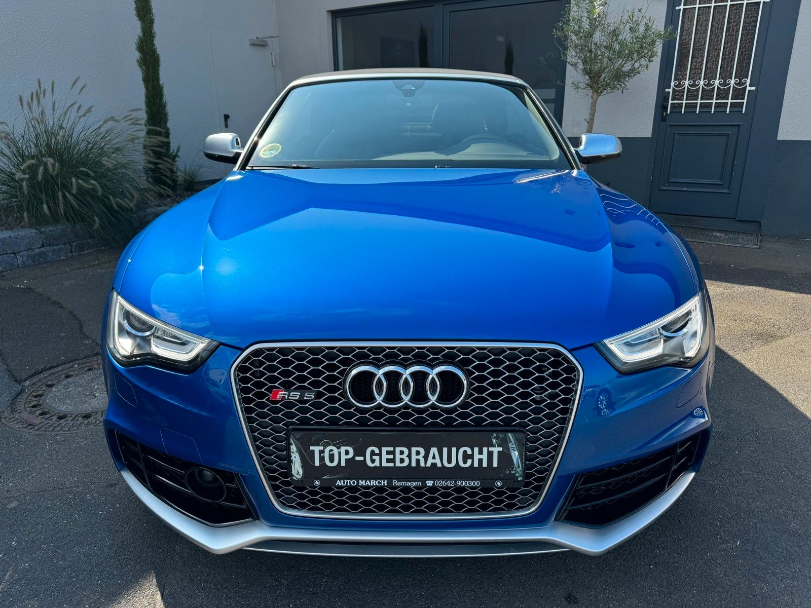 Fahrzeugabbildung Audi RS5 RS 5 Cabriolet 4.2 FSI quattro