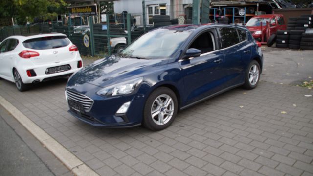 Ford Focus Lim. Cool & Connect  1Hand  Neuwertig  SZ1