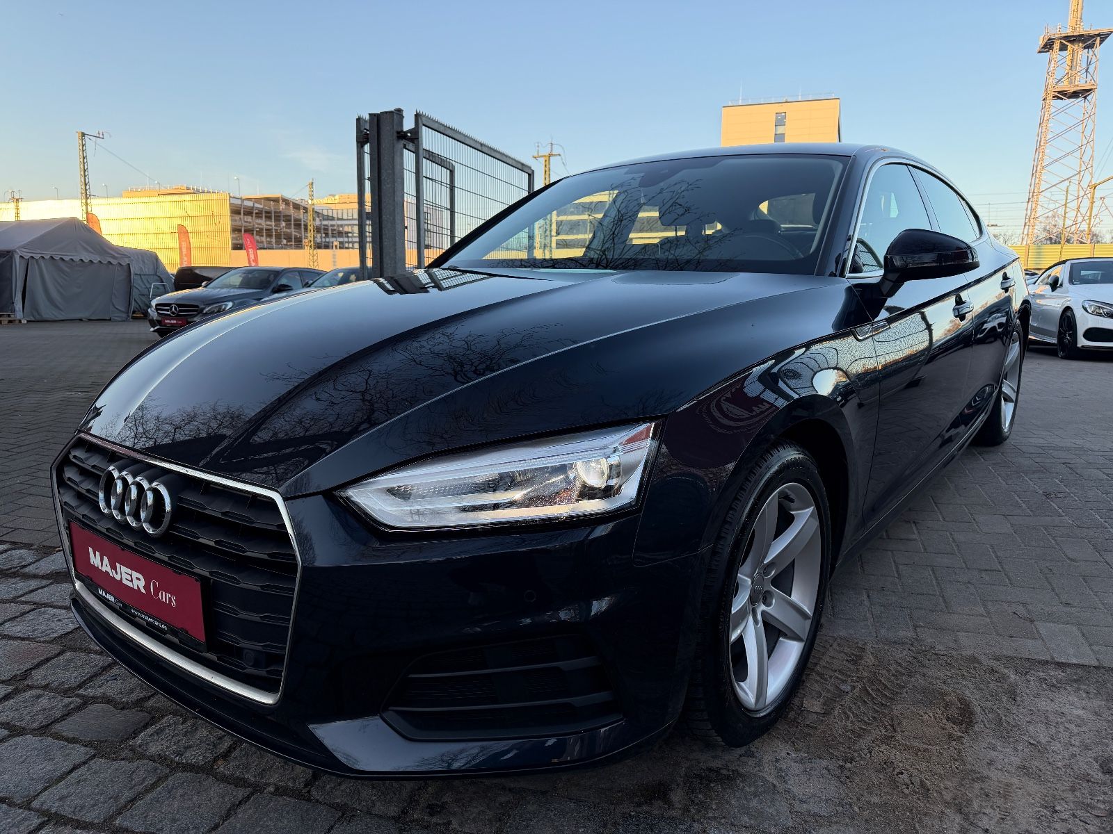 Fahrzeugabbildung Audi A5 Sportback*XENON*TEMPO*PDC*NAVI*PDC*NAVI*KLIMA