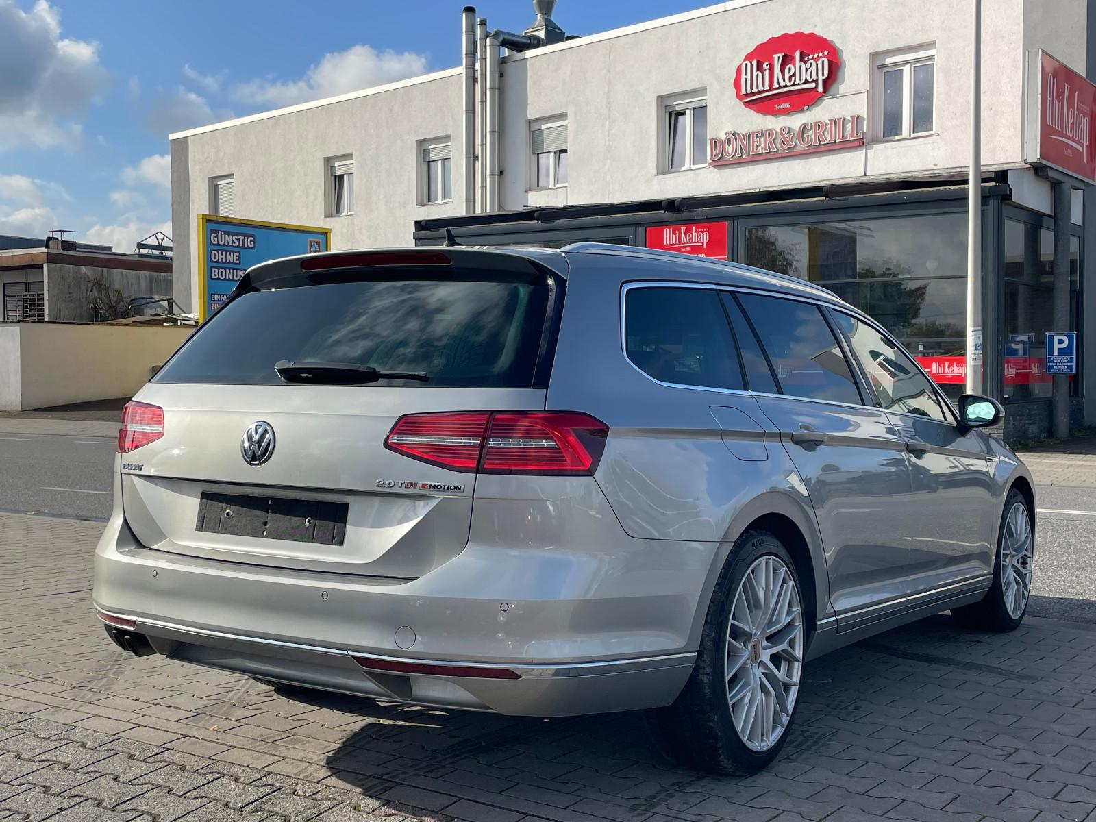 Volkswagen Passat 2015 — photo 11