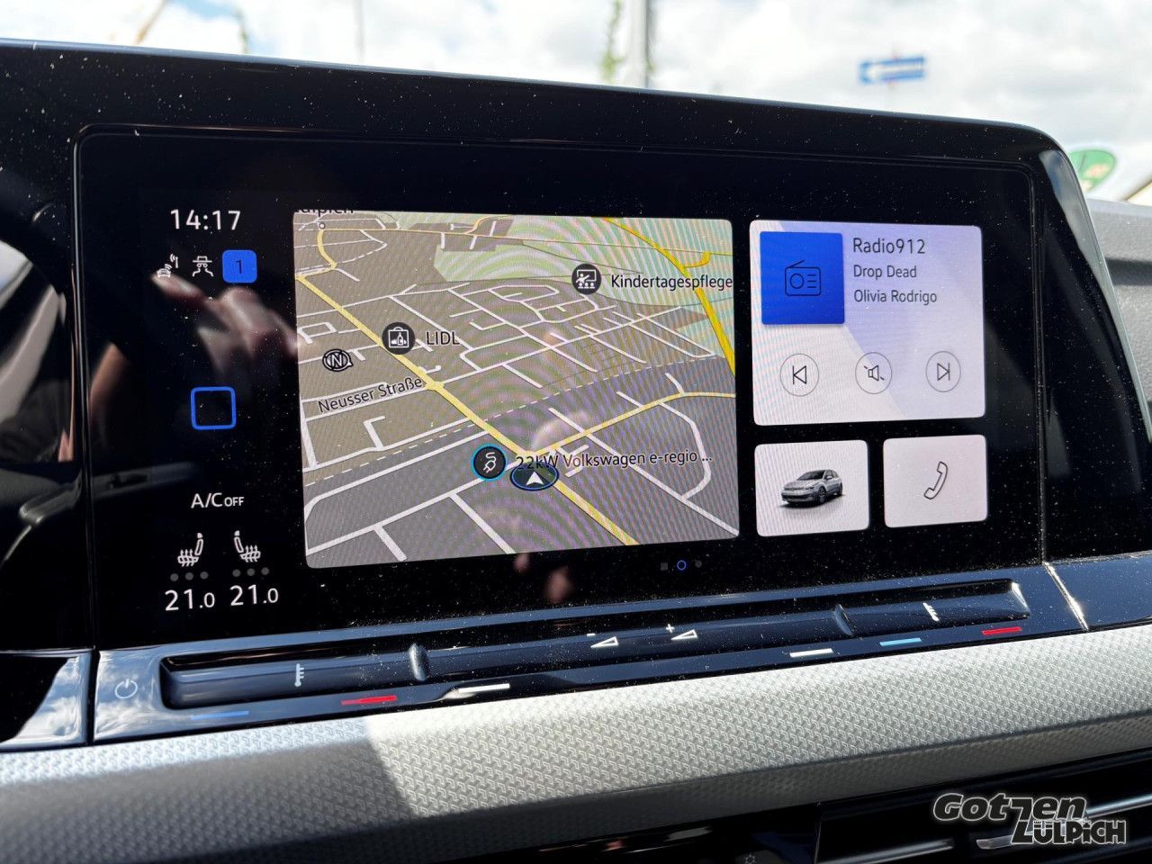 Fahrzeugabbildung Volkswagen Golf VIII Move1,5TSI Navi ACC Light Assis LED