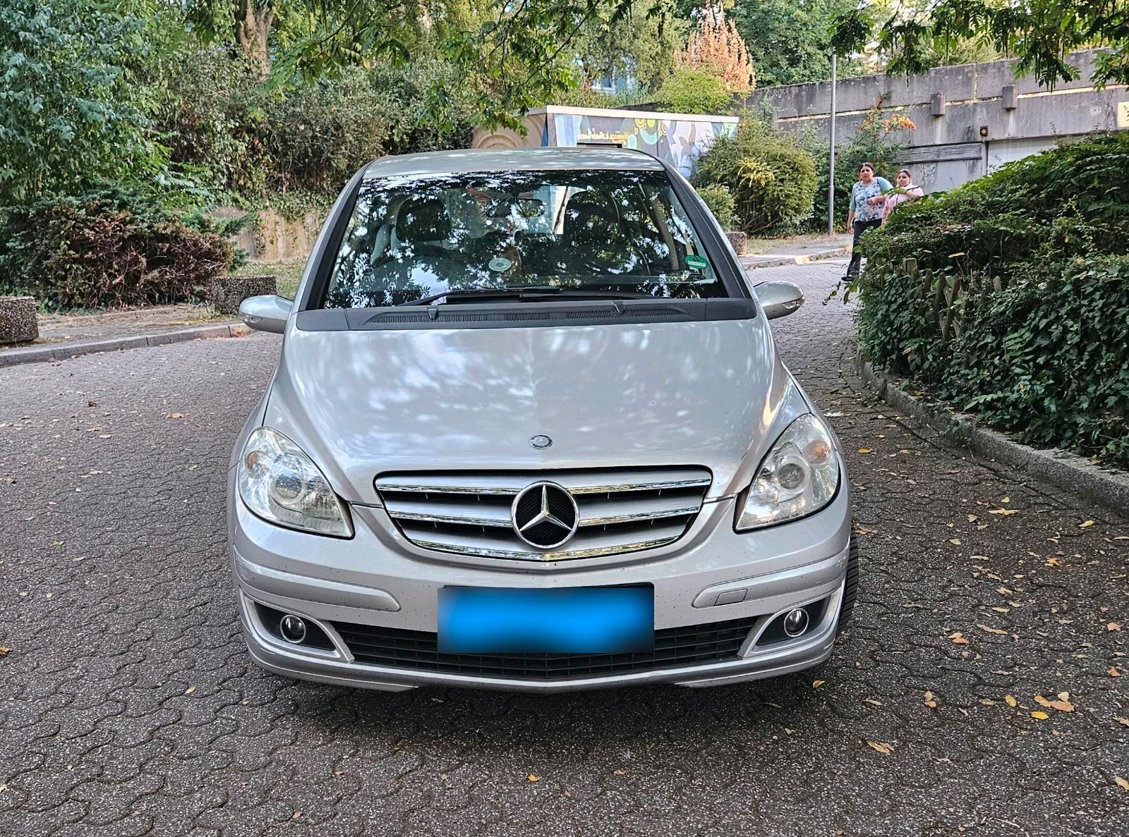 Mercedes-Benz B180, 2005