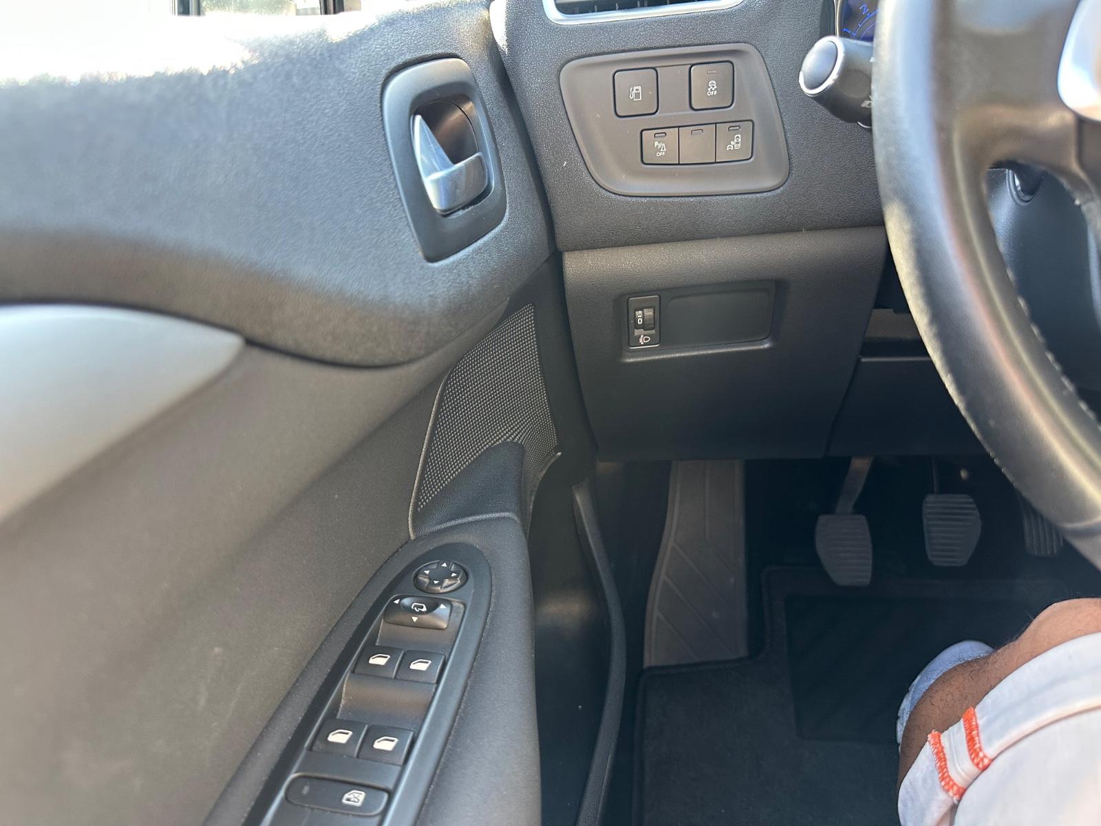 Citroën C4 Lim. Navi/PDC/AHK