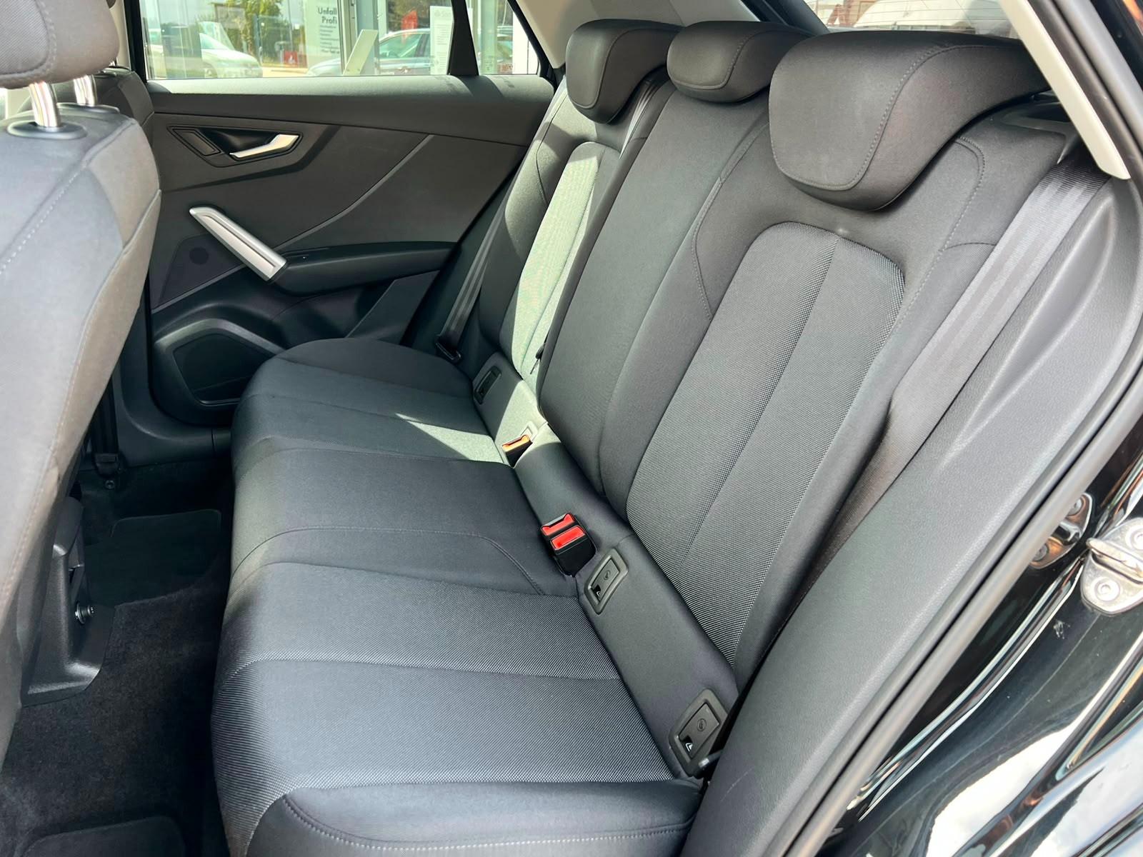 Audi Q2 35 TFSI S-Tronic Adv. MATRIX VC RFK ACC KESSY