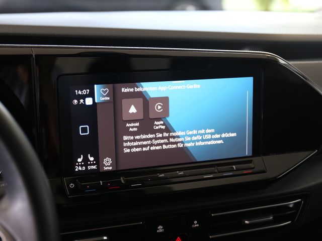 Volkswagen Caddy 2.0TDI DSG STYLE NAV PRO STANDH PANO 7SITZ