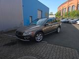 Volvo XC70 Summum AWD 2.4~5 Zylinder - Volvo XC70 mit Schiebedach