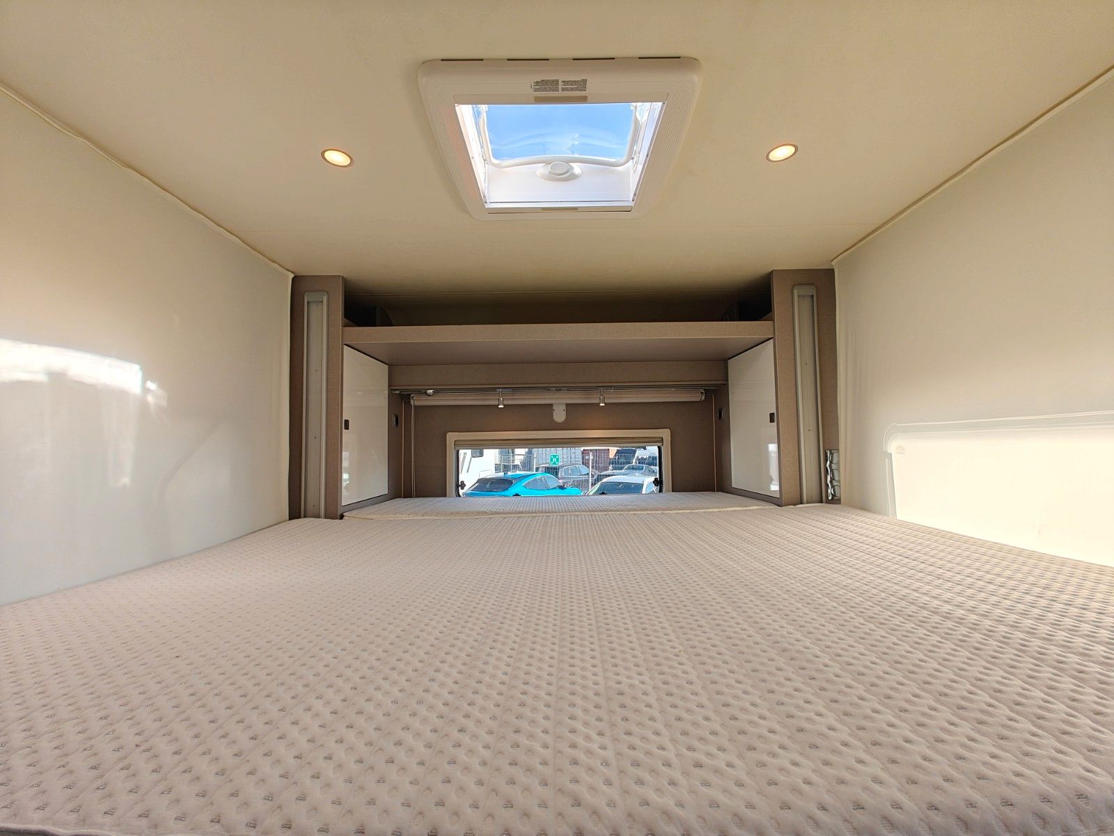 Fahrzeugabbildung Bürstner Lyseo TD Gallery 649 G Harmony Line - Backofen!