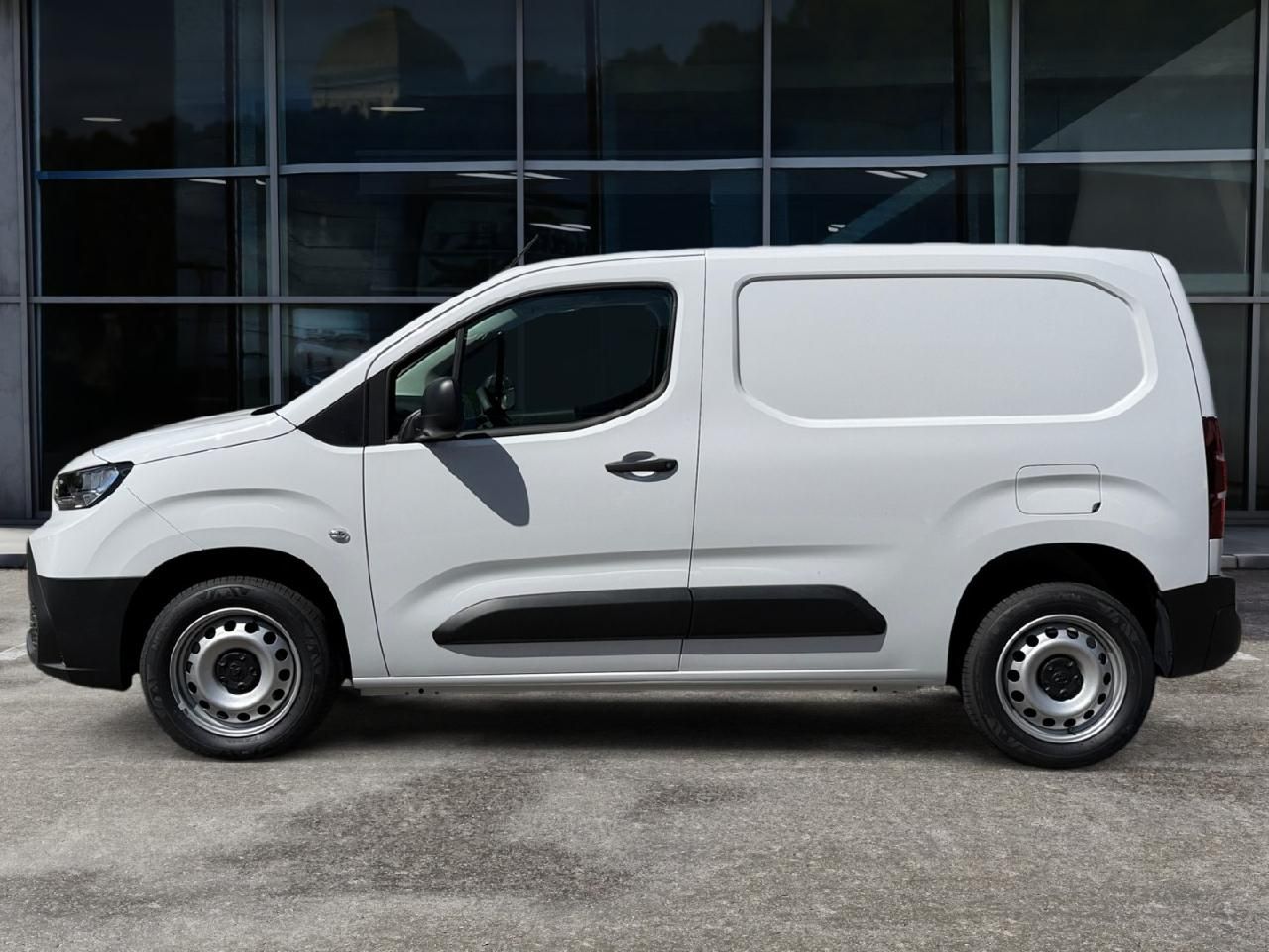 Fahrzeugabbildung Toyota Proace City L1 Meister