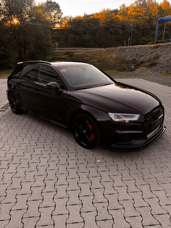 Image of Audi RS3