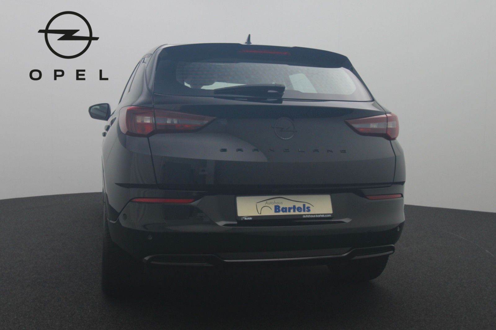 Fahrzeugabbildung Opel Grandland X 1.2 GS Line