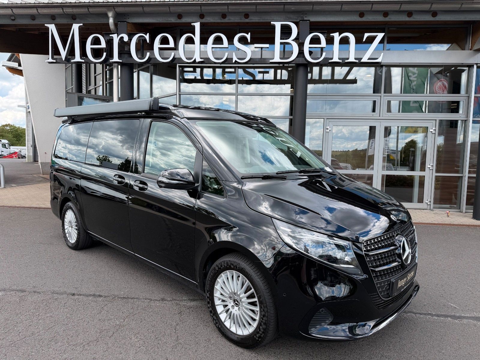 Fahrzeugabbildung Mercedes-Benz V 250 d Marco Polo 4MATIC AIRMATIC AHK2,5 Markis