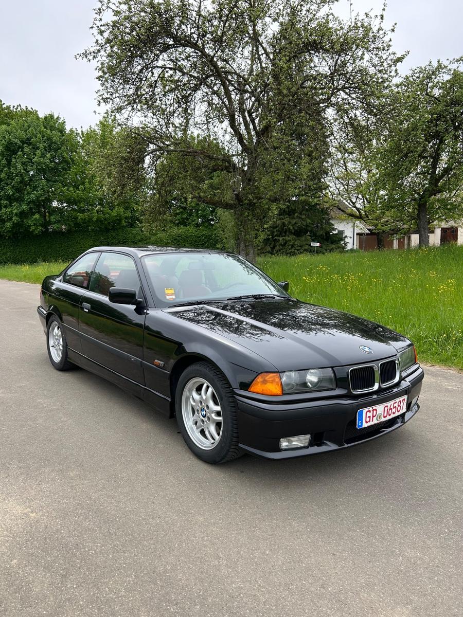 BMW 320i Coupe M Paket 1 Hand Scheckheft /Tüv/155Tkm