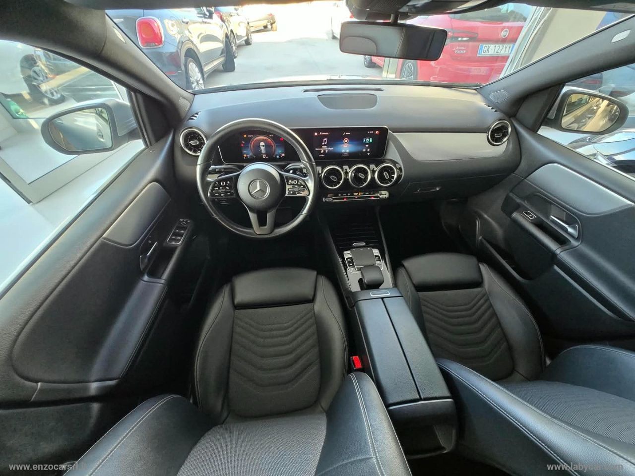 Mercedes-Benz MERCEDES-BENZ B 180 d Automatic Business Extra F imagem 2