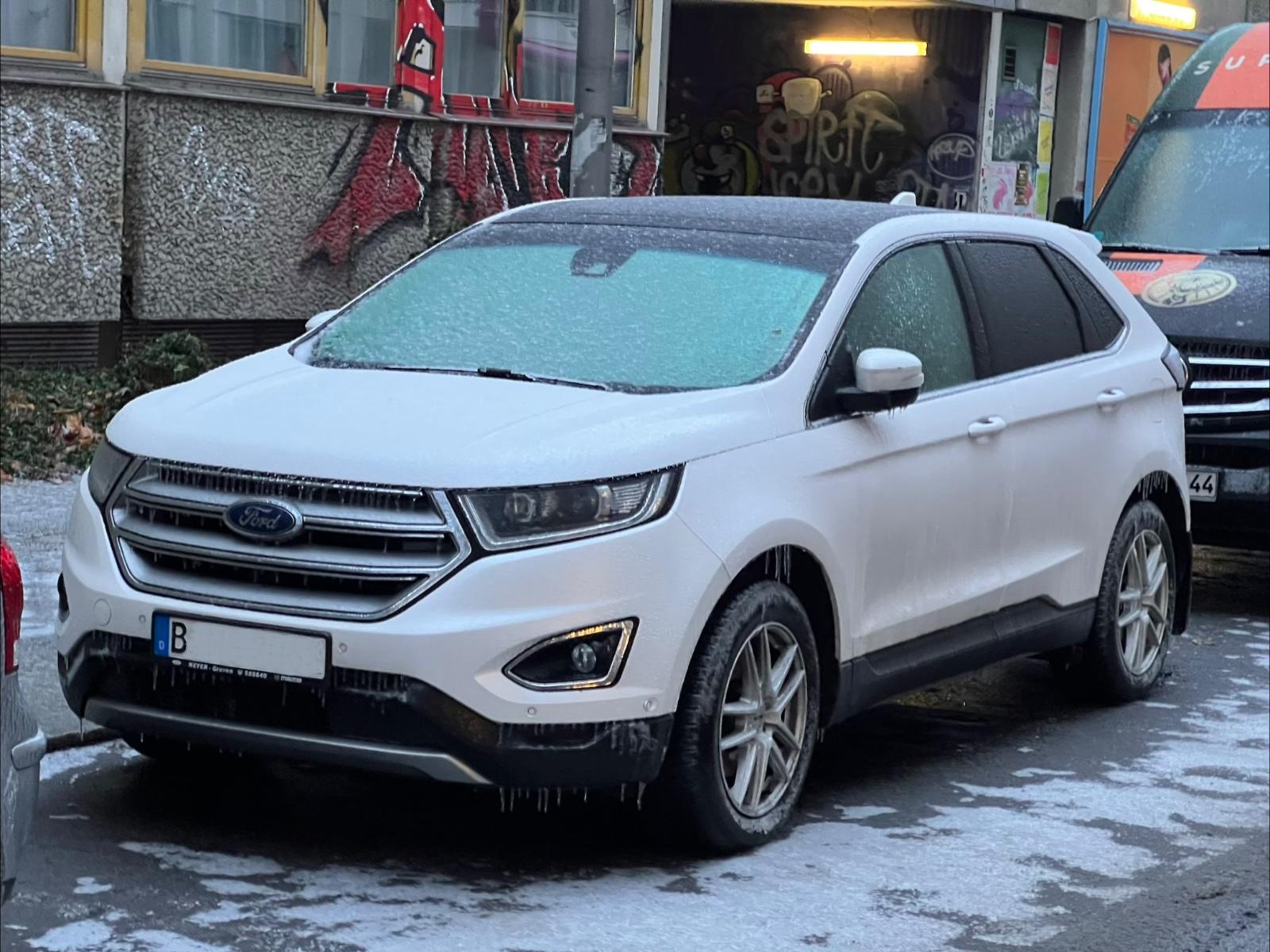Ford Edge USA Bi-Turbo 4x4 Panoramadach Matrix LED 